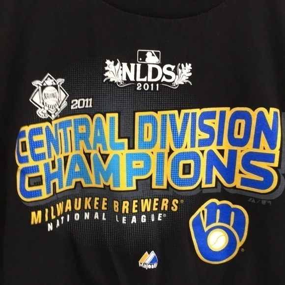 MILWAUKEE Brewers Central Division Champions 2011 Majestic Large - Picture 2 of 5